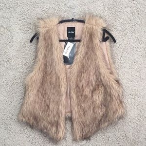 NEW brown faux fur vest